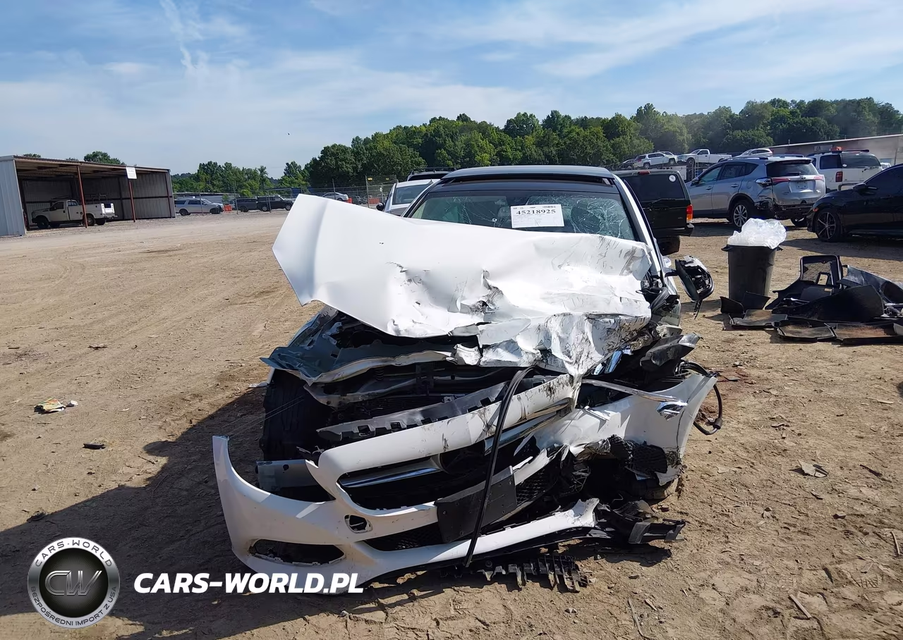 2015 Mercedes-Benz C 300 4Matic VIN:55SWF4KB8FU083622 - 11