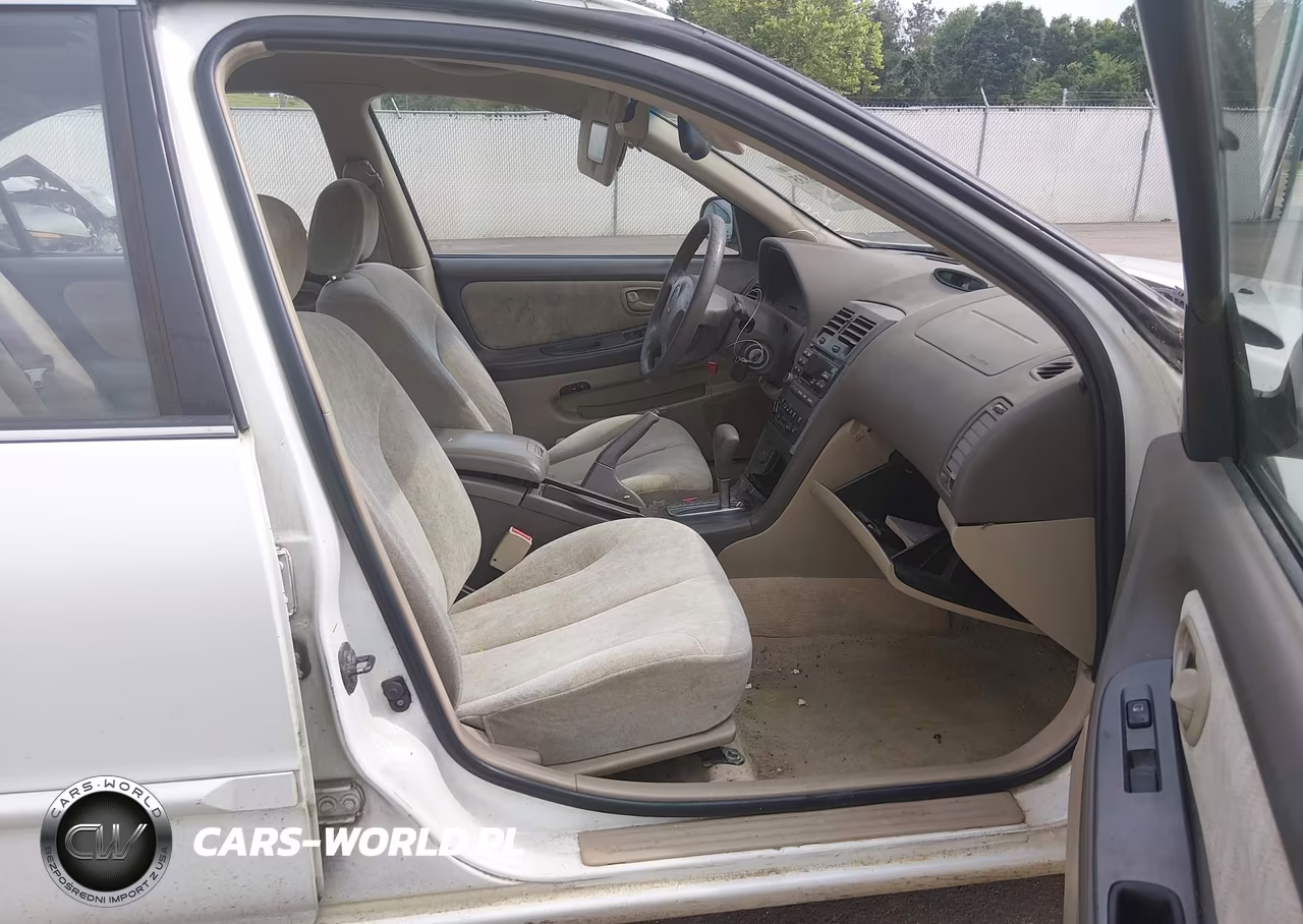 2001 Nissan Maxima VIN:JN1CA31051T824527 - 5