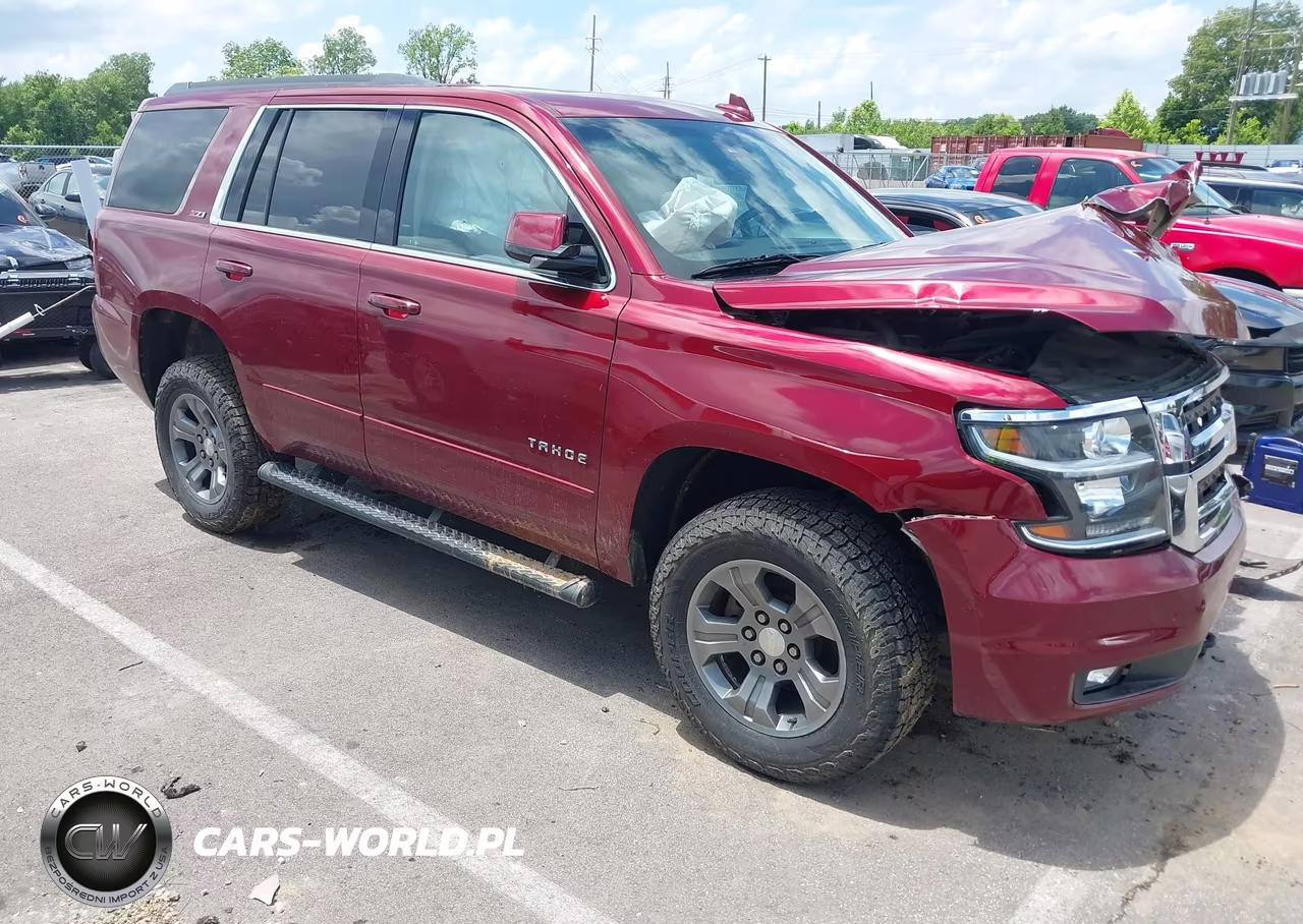 2017 Chevrolet Tahoe Lt – zdjęcie 1 z 18