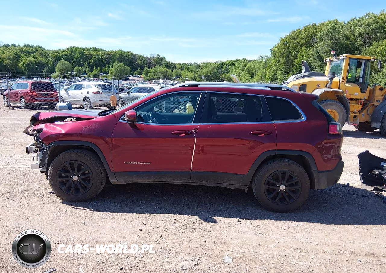 2021 Jeep Cherokee Latitude Lux 4X4 VIN:1C4PJMMN6MD124927 - 15