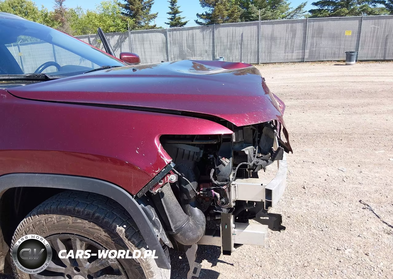 2021 Jeep Cherokee Latitude Lux 4X4 VIN:1C4PJMMN6MD124927 - 20
