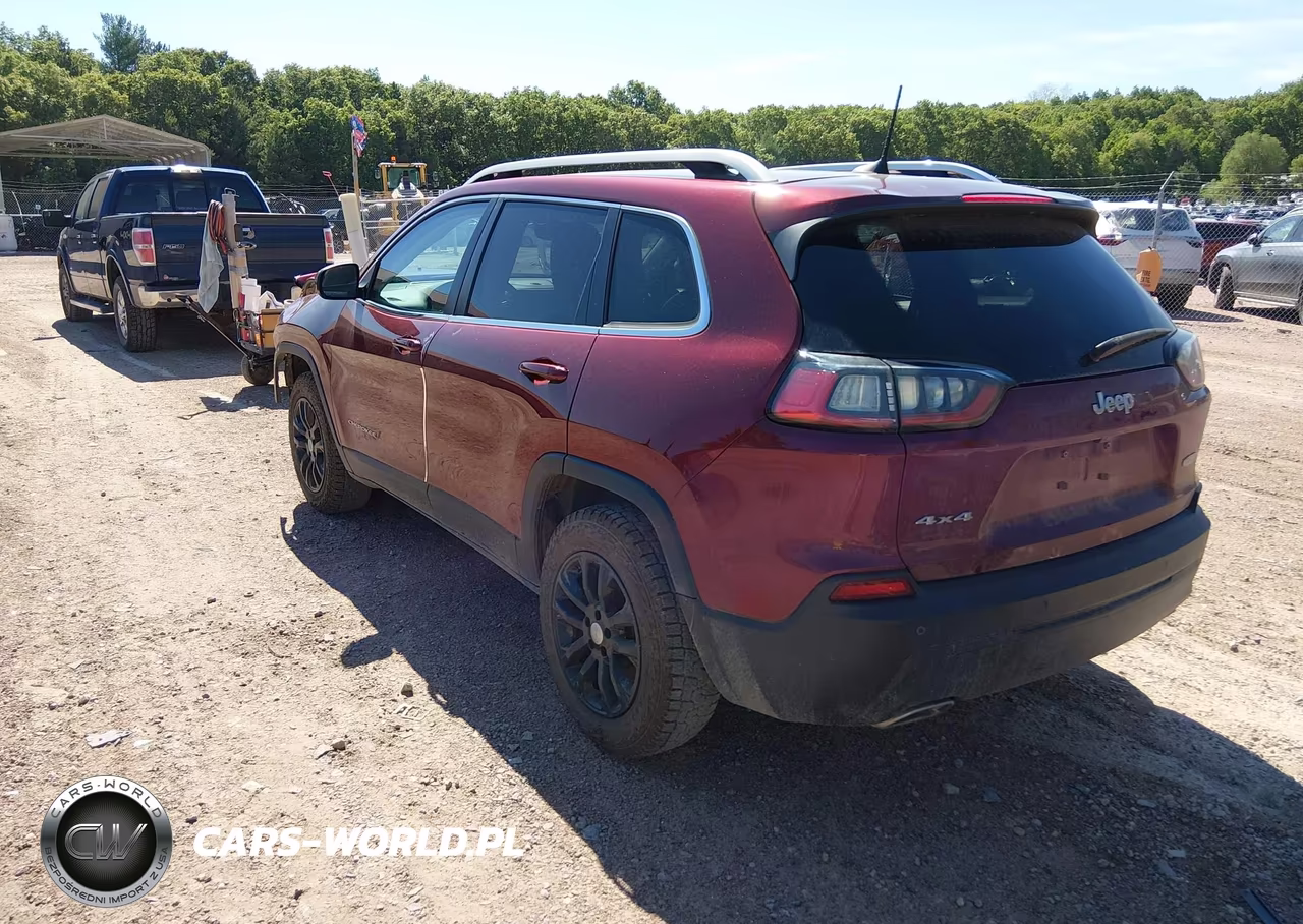 2021 Jeep Cherokee Latitude Lux 4X4 VIN:1C4PJMMN6MD124927 - 3