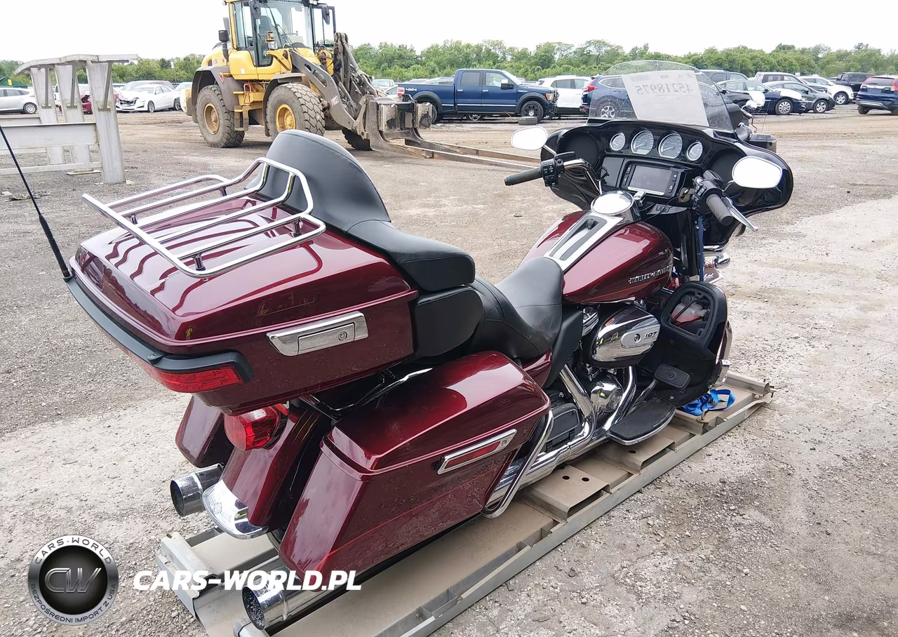 2017 Harley-Davidson Flhtk Ultra Limited VIN:1HD1KED18HB664107 - 4