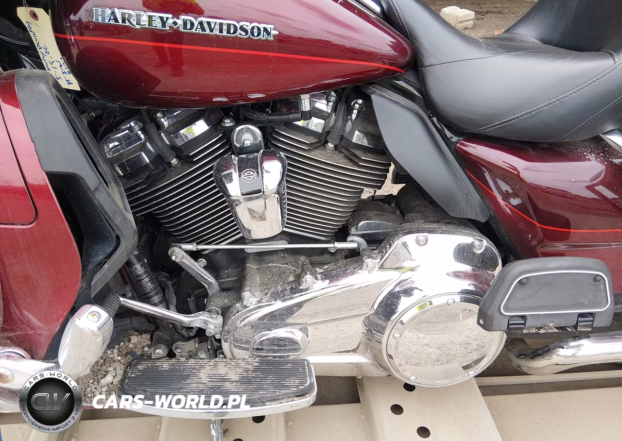 2017 Harley-Davidson Flhtk Ultra Limited VIN:1HD1KED18HB664107 - 9