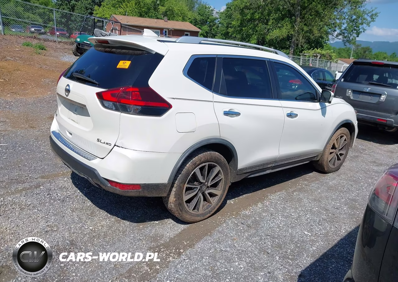 2018 Nissan Rogue Sl VIN:JN8AT2MV8JW309926 - 4