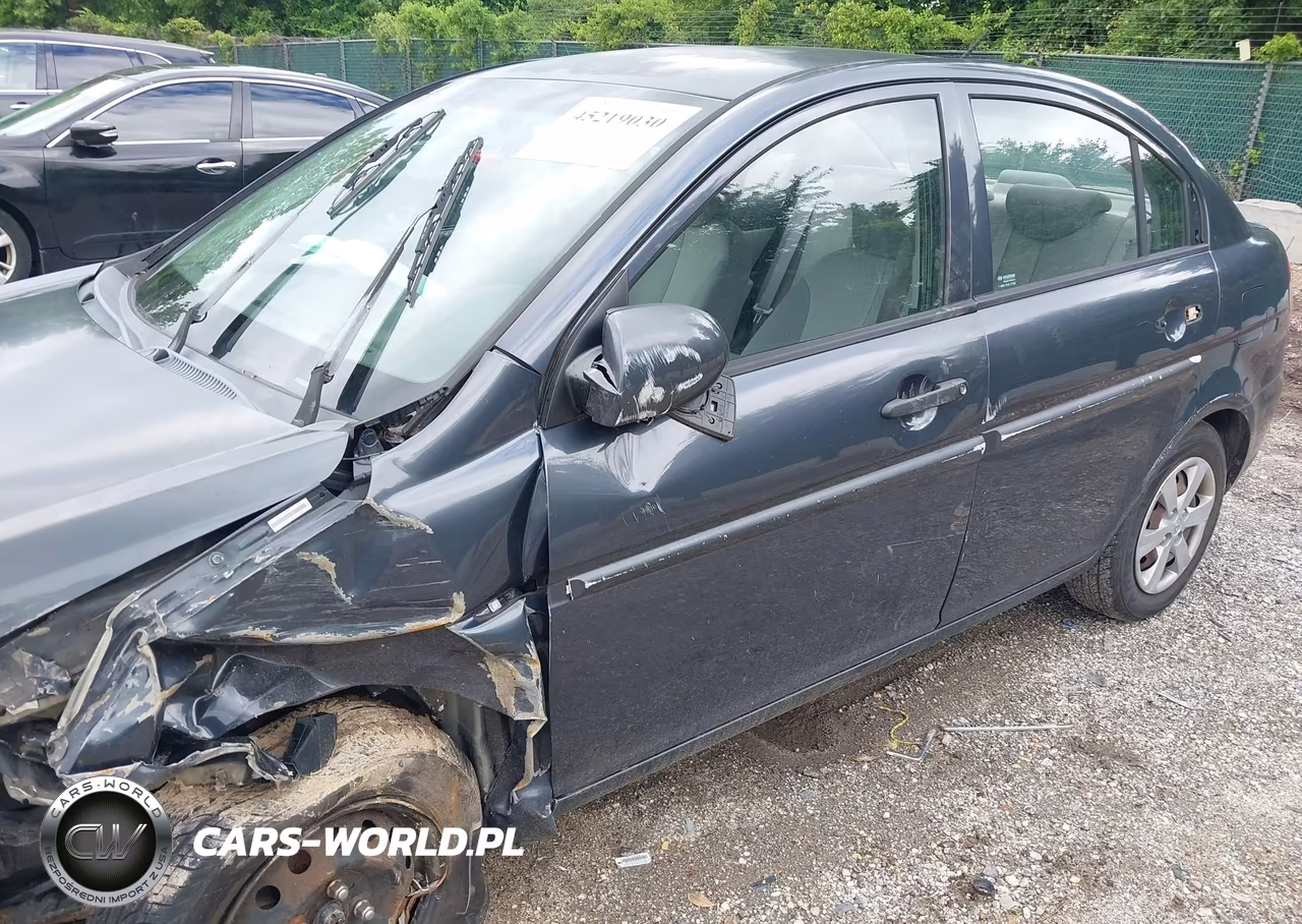 2009 Hyundai Accent Gls VIN:KMHCN46C79U368314 - 17