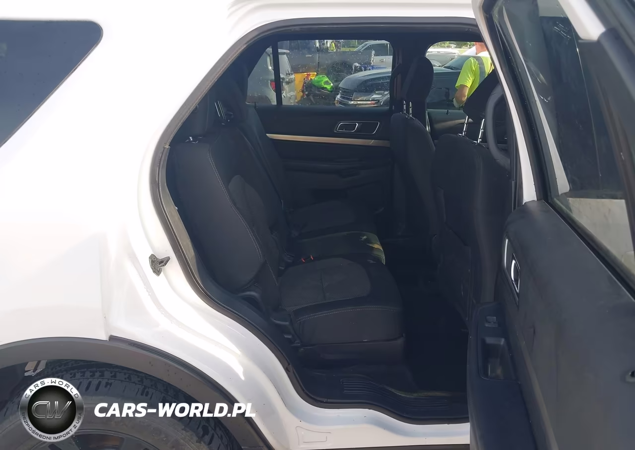 2018 Ford Explorer Xlt VIN:1FM5K8D84JGB60174 - 8