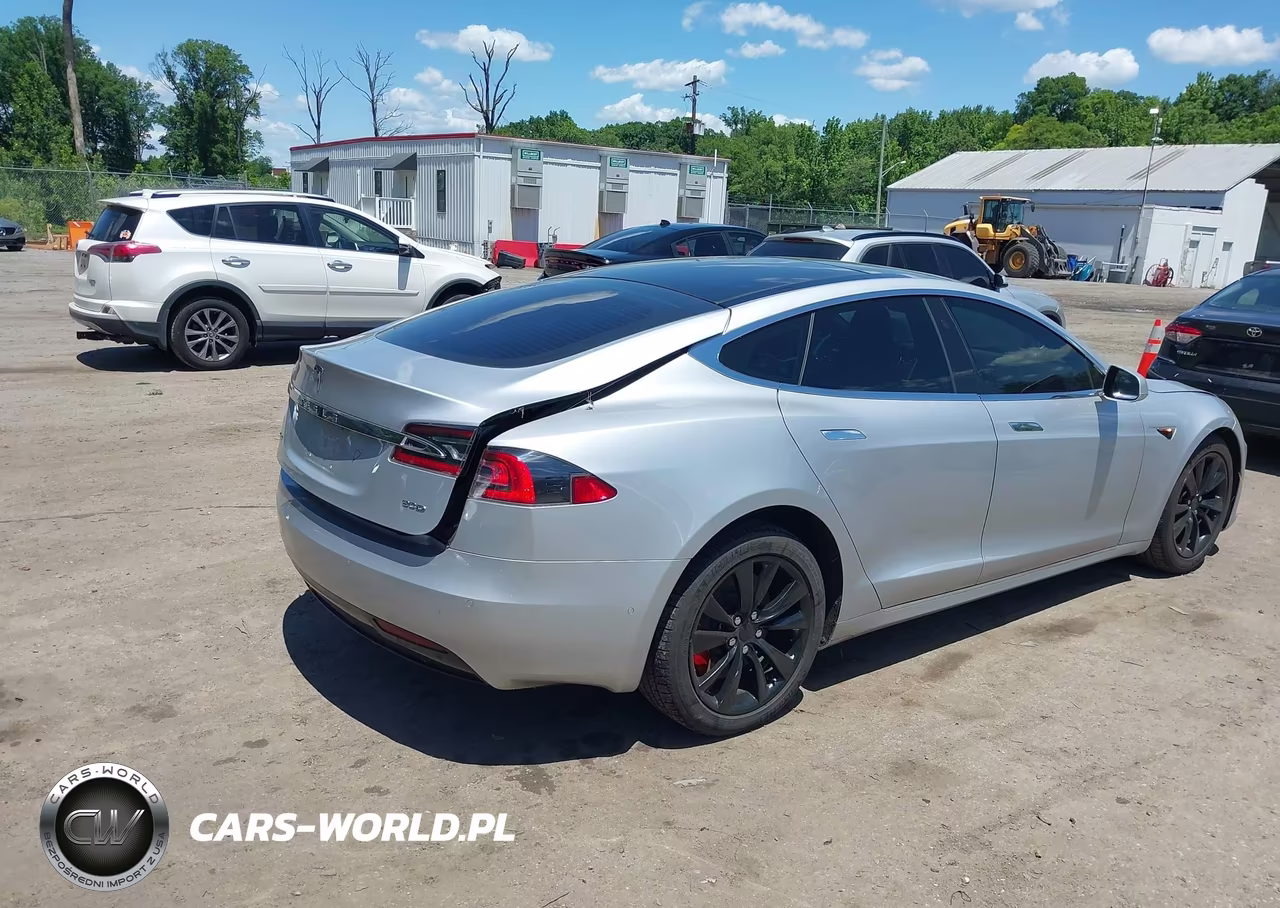 2017 Tesla Model S 100D-60D-75D-90D-P100D VIN:5YJSA1E22HF183744 - 4