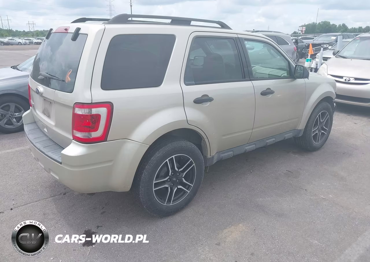 2012 Ford Escape Xlt VIN:1FMCU0D75CKB57178 - 4