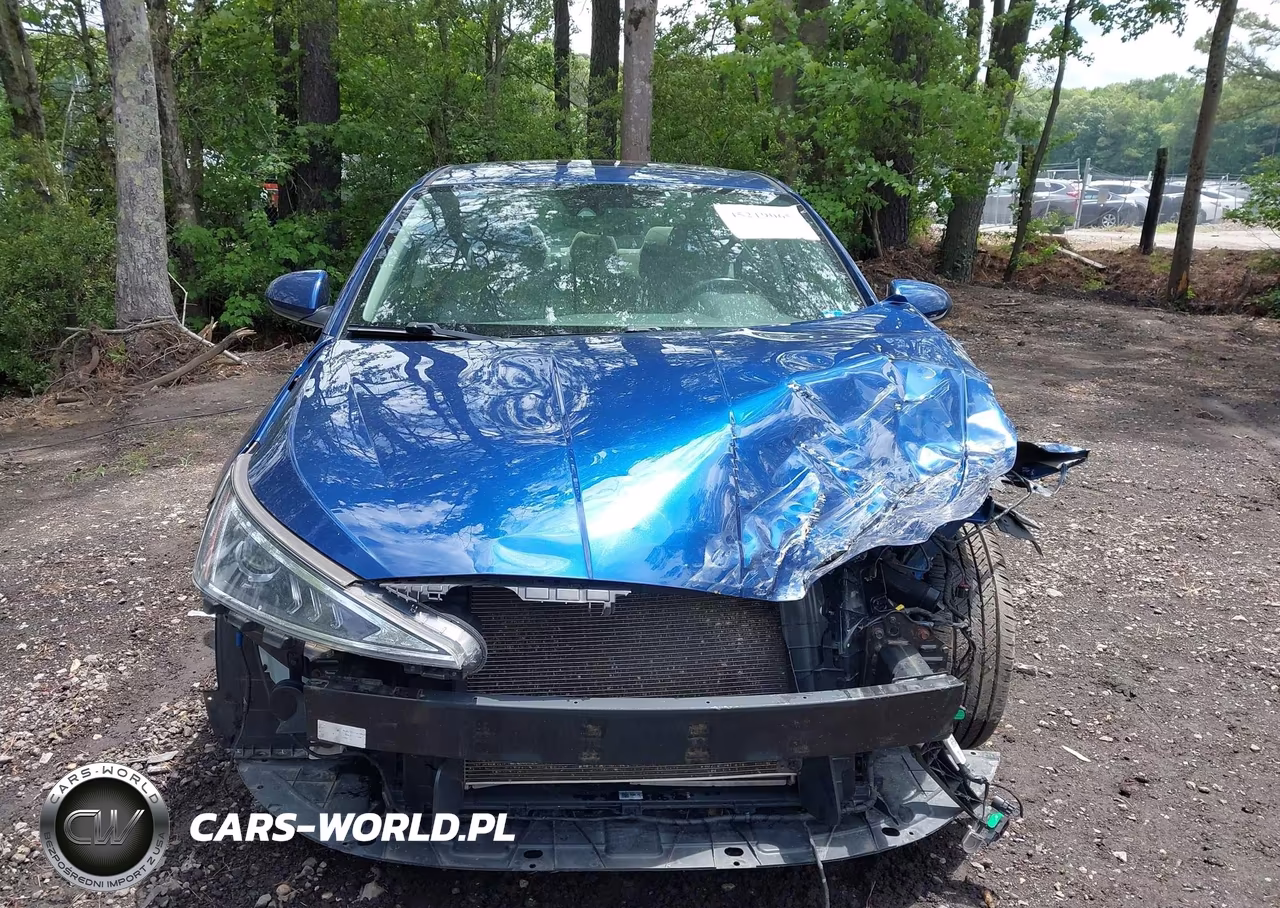 2019 Hyundai Elantra Value Edition VIN:5NPD84LF2KH441846 - 6