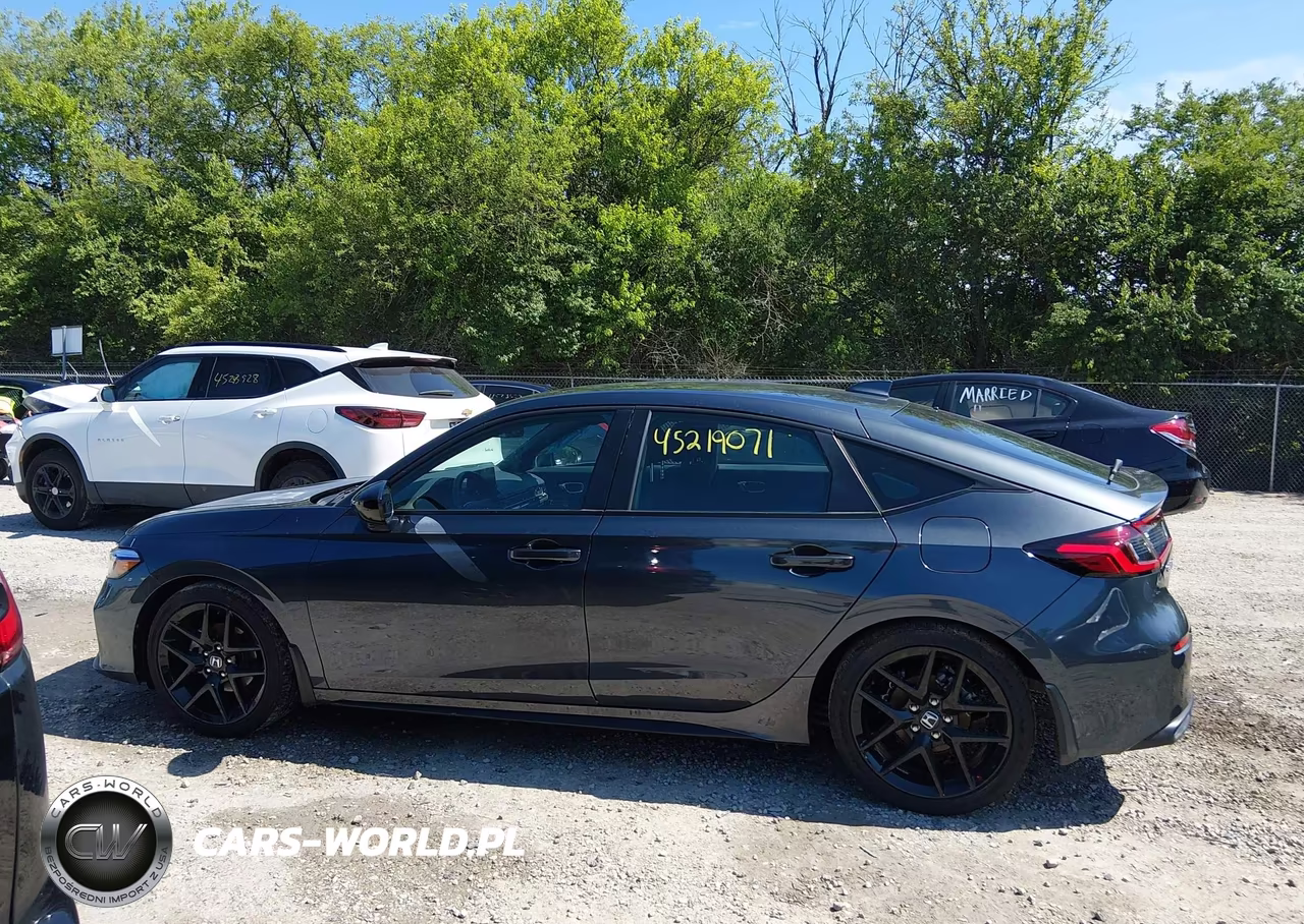 2025 Honda Civic Sedan Sport VIN:19XFL2H86SE006533 - 14