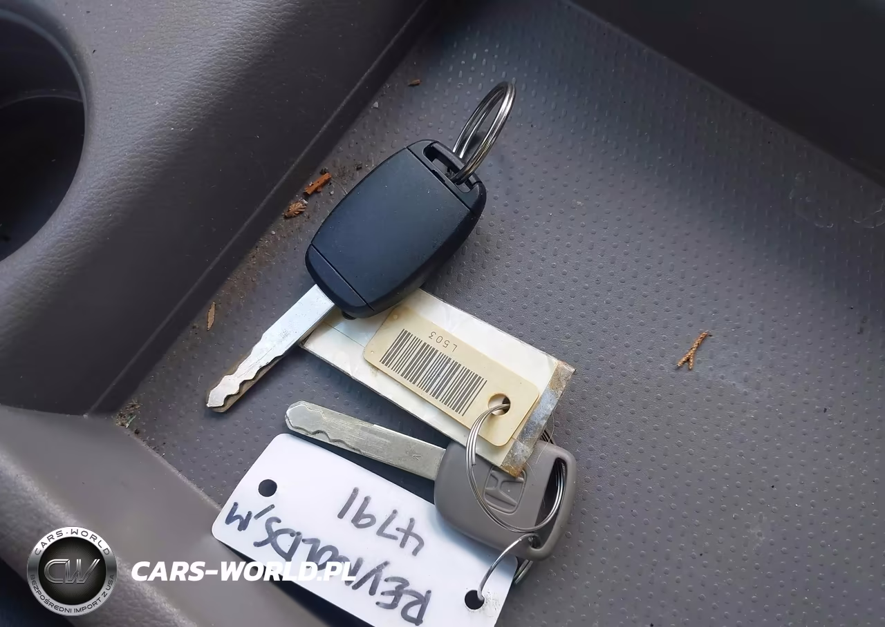 2008 Honda Odyssey Lx VIN:5FNRL38218B045693 - 11