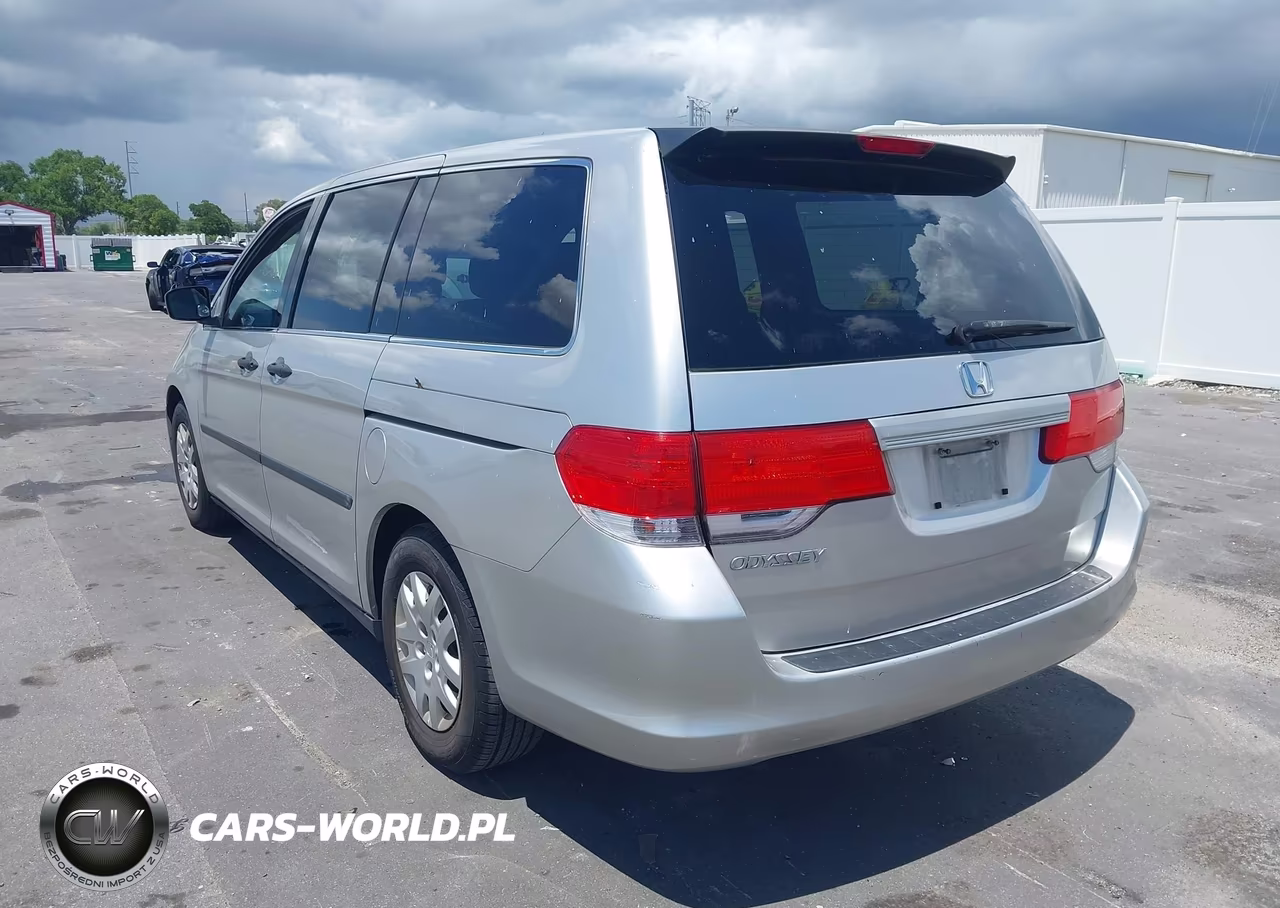 2008 Honda Odyssey Lx VIN:5FNRL38218B045693 - 3