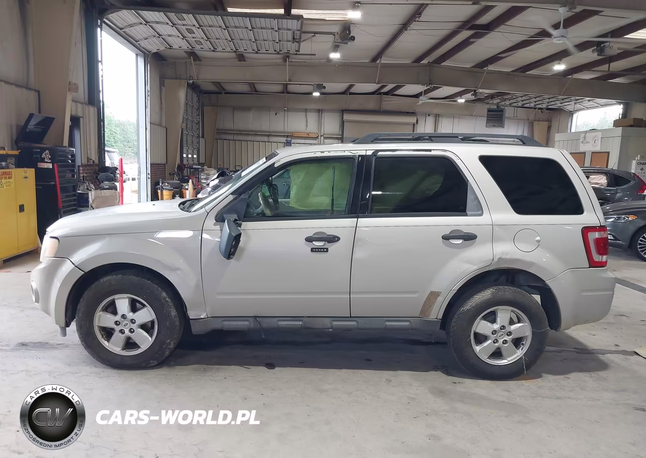 2009 Ford Escape Xlt VIN:1FMCU03G09KA65843 - 14
