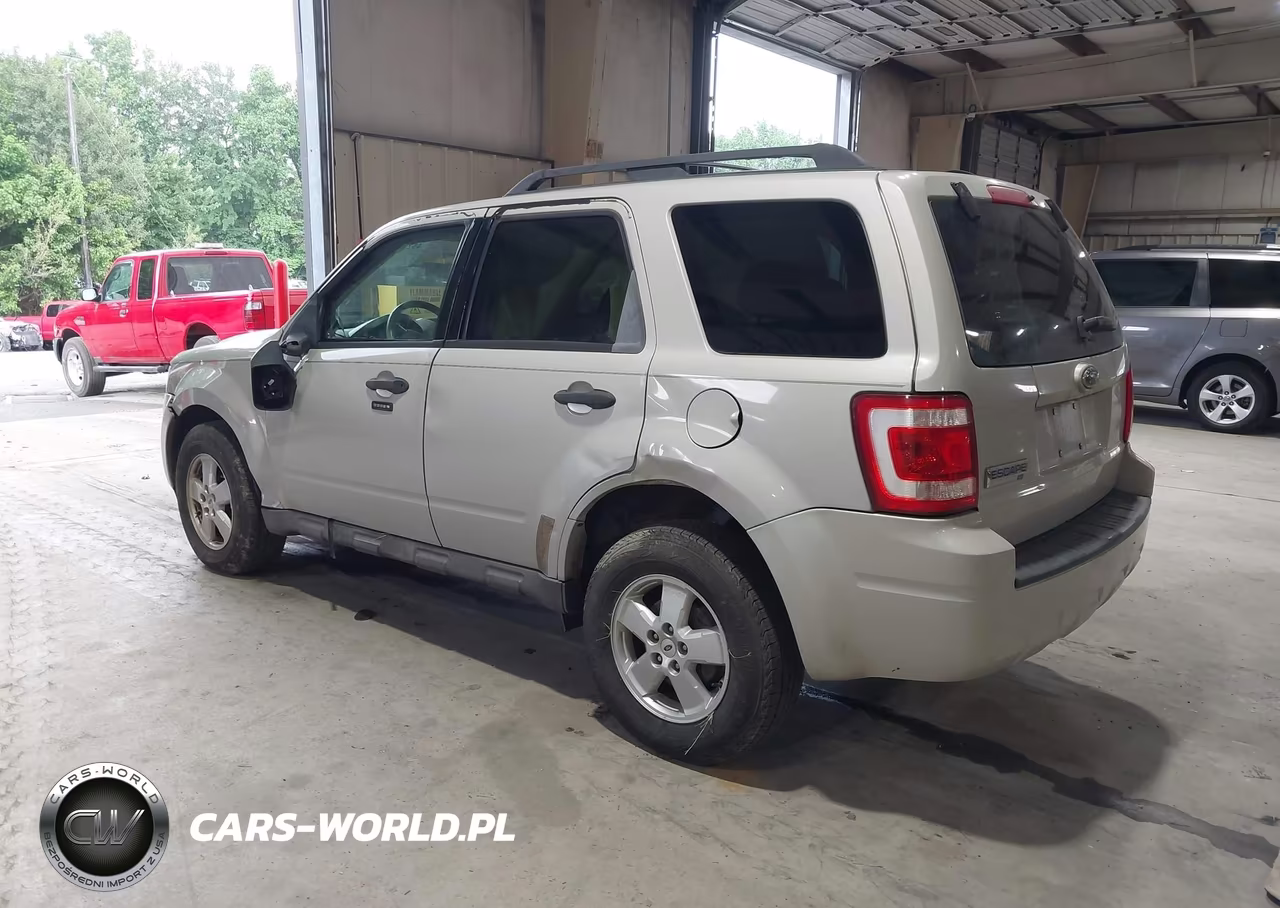 2009 Ford Escape Xlt VIN:1FMCU03G09KA65843 - 3
