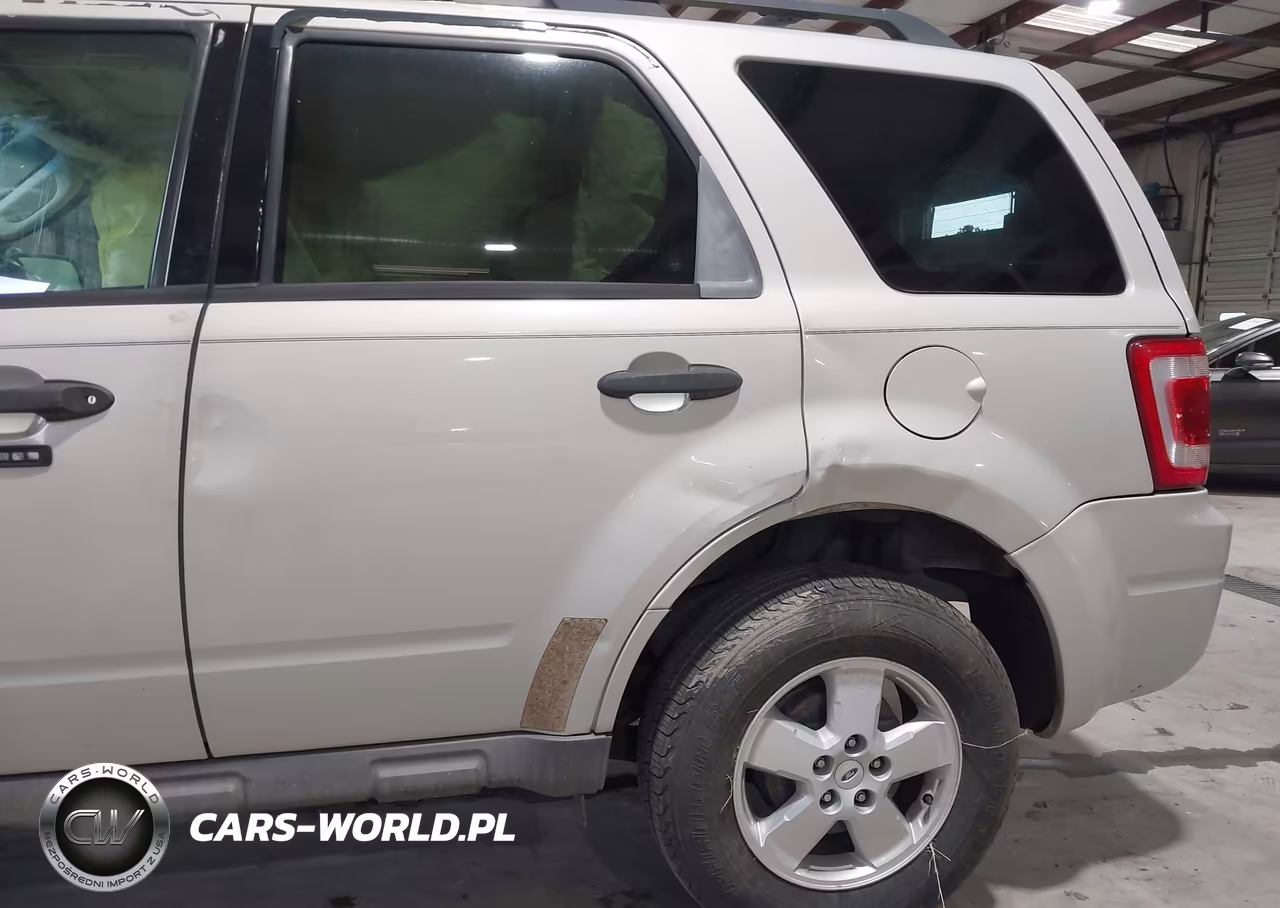 2009 Ford Escape Xlt VIN:1FMCU03G09KA65843 - 6
