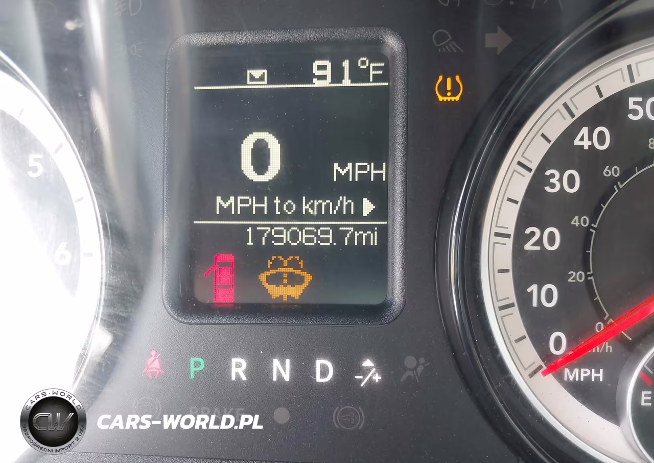 2018 Ram 2500 Tradesman 4X4 8' Box VIN:3C6UR5HJ4JG287915 - 16