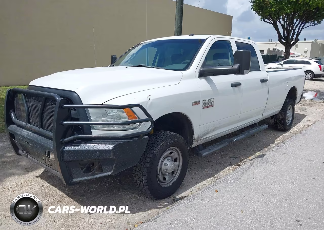 2018 Ram 2500 Tradesman 4X4 8' Box VIN:3C6UR5HJ4JG287915 - 2
