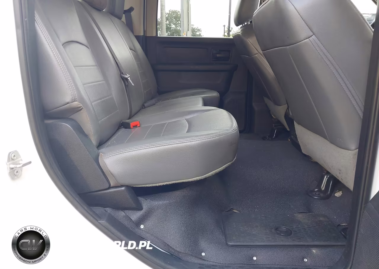 2018 Ram 2500 Tradesman 4X4 8' Box VIN:3C6UR5HJ4JG287915 - 8
