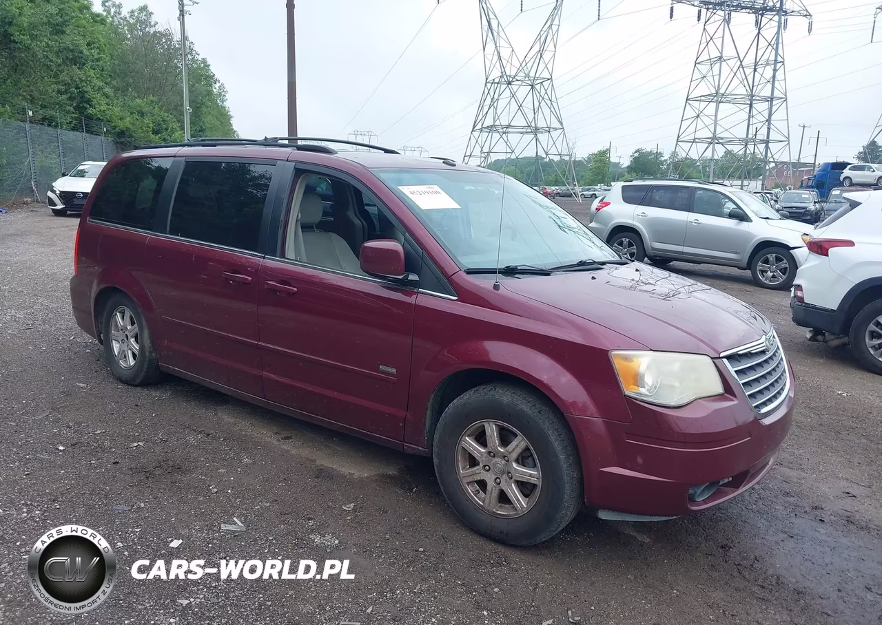 2008 Chrysler Town & Country Touring – zdjęcie 1 z 11