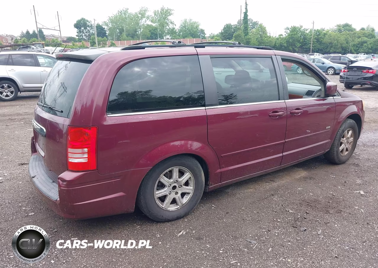 2008 Chrysler Town & Country Touring VIN:2A8HR54P08R709115 - 4