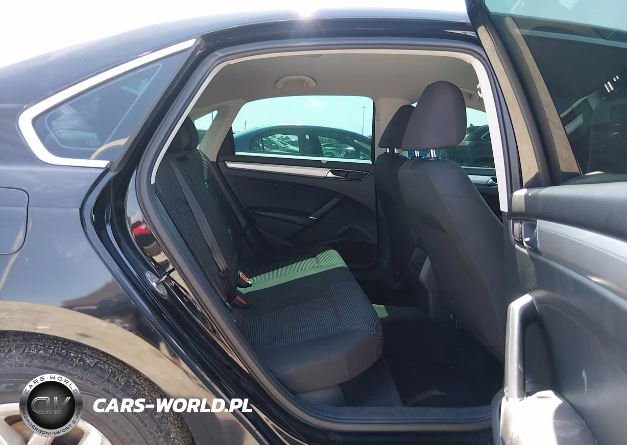 2016 Volkswagen Passat 1.8T S VIN:1VWAT7A38GC050471 - 8