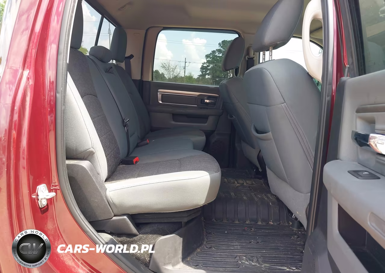2017 Ram 2500 Lone Star 4X4 6'4 Box VIN:3C6UR5DJ3HG532509 - 8