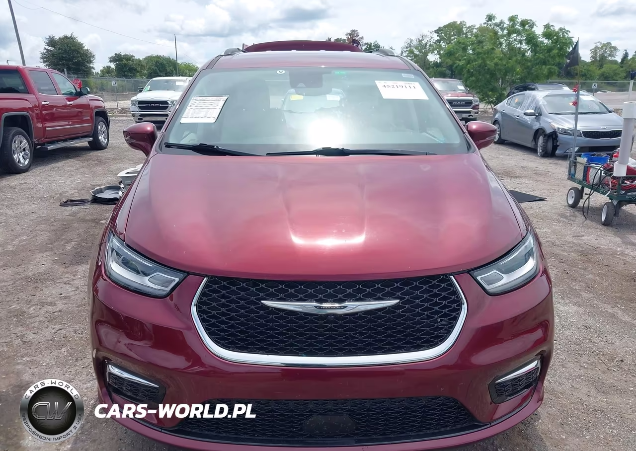 2021 Chrysler Pacifica Touring L VIN:2C4RC1BG2MR591815 - 12