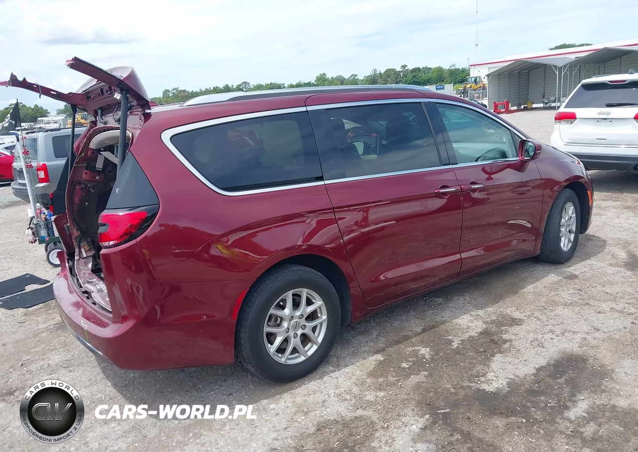 2021 Chrysler Pacifica Touring L VIN:2C4RC1BG2MR591815 - 4