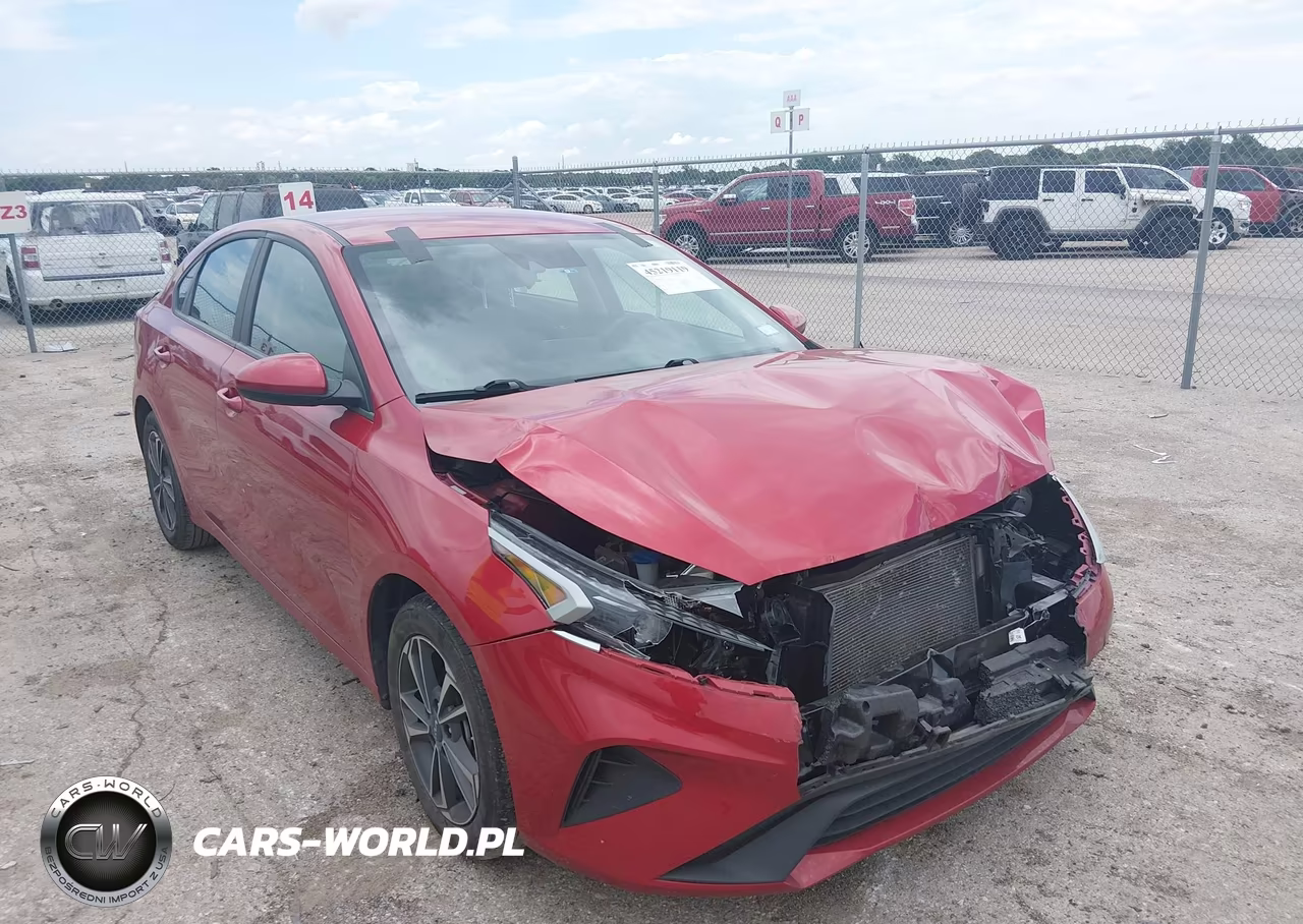 2024 Kia Forte Lxs – zdjęcie 1 z 16