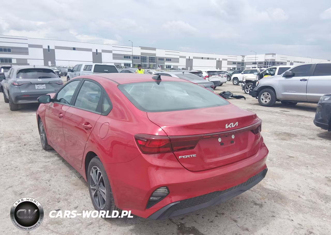 2024 Kia Forte Lxs VIN:3KPF24AD2RE793187 - 3