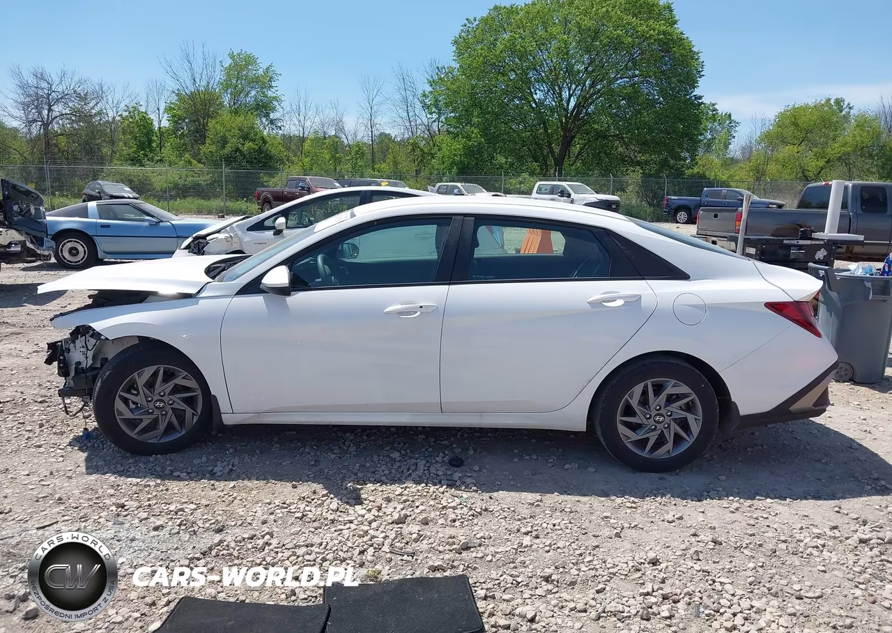 2024 Hyundai Elantra Sel VIN:KMHLM4DG0RU841799 - 15