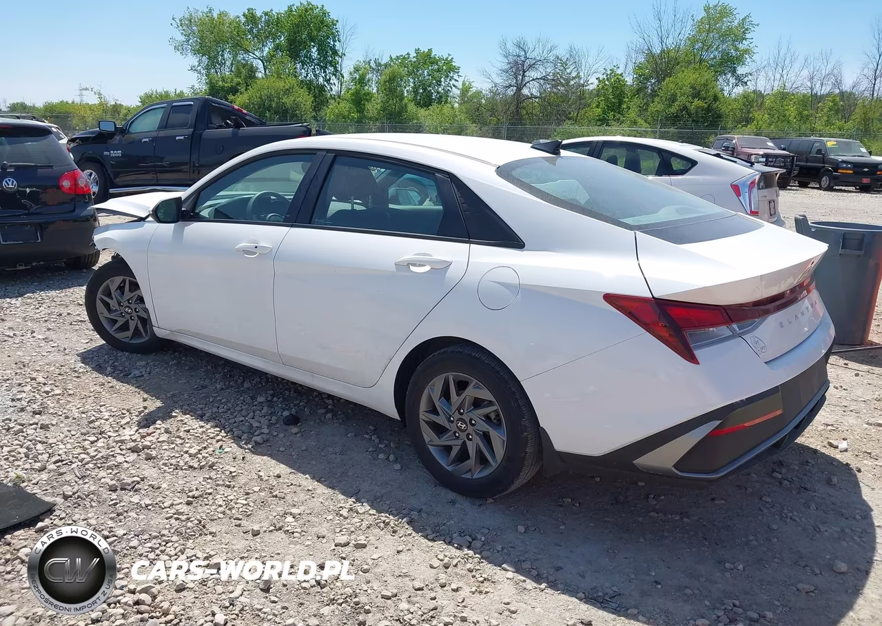 2024 Hyundai Elantra Sel VIN:KMHLM4DG0RU841799 - 3