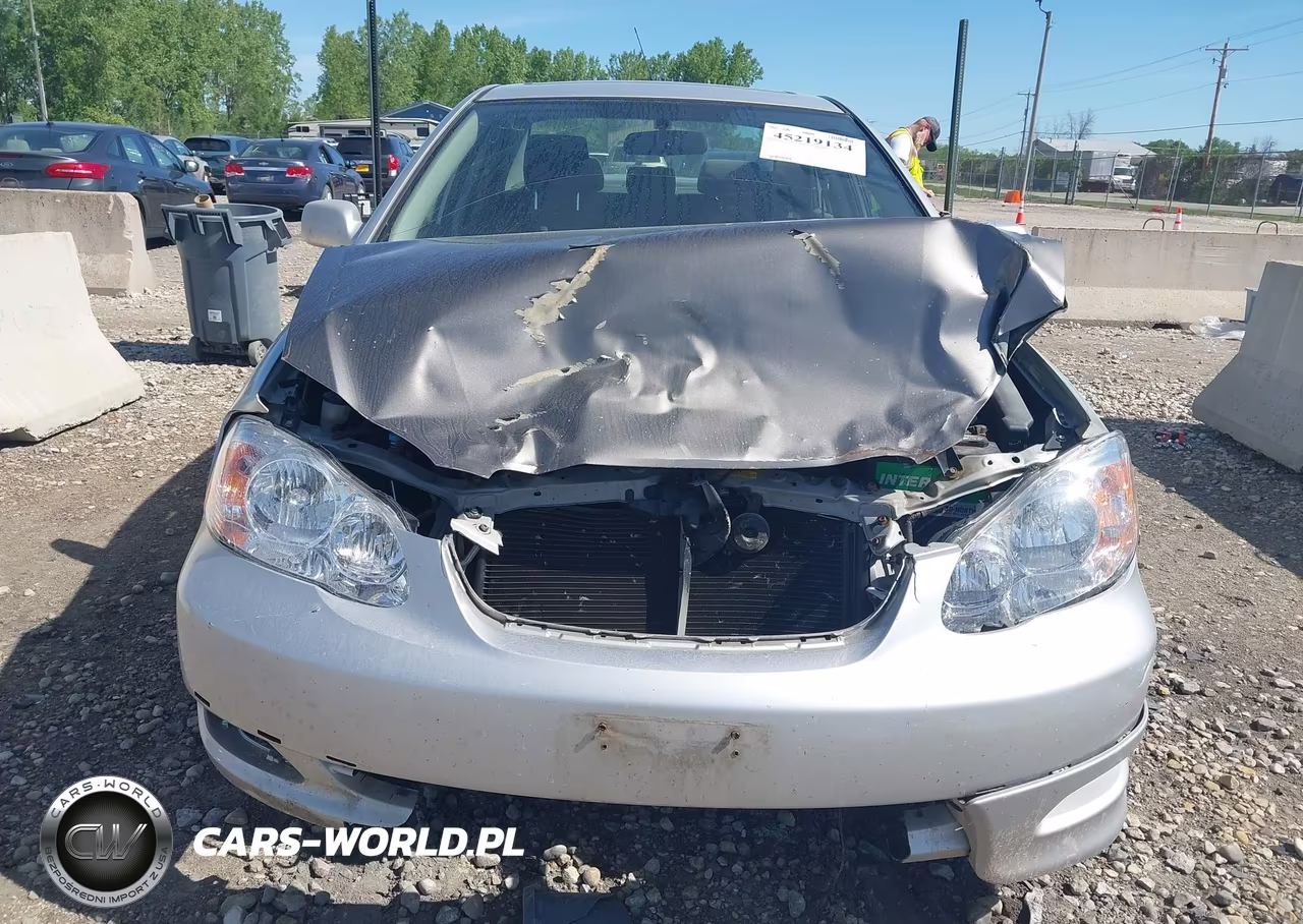 2005 Toyota Corolla S VIN:1NXBR32E05Z422581 - 12