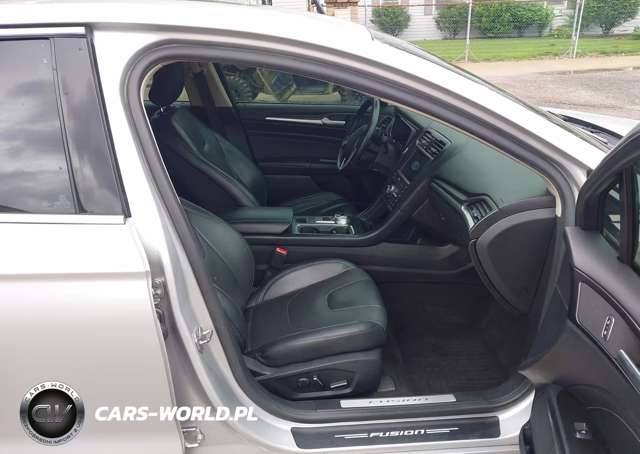 2019 Ford Fusion Titanium VIN:3FA6P0D94KR186617 - 5
