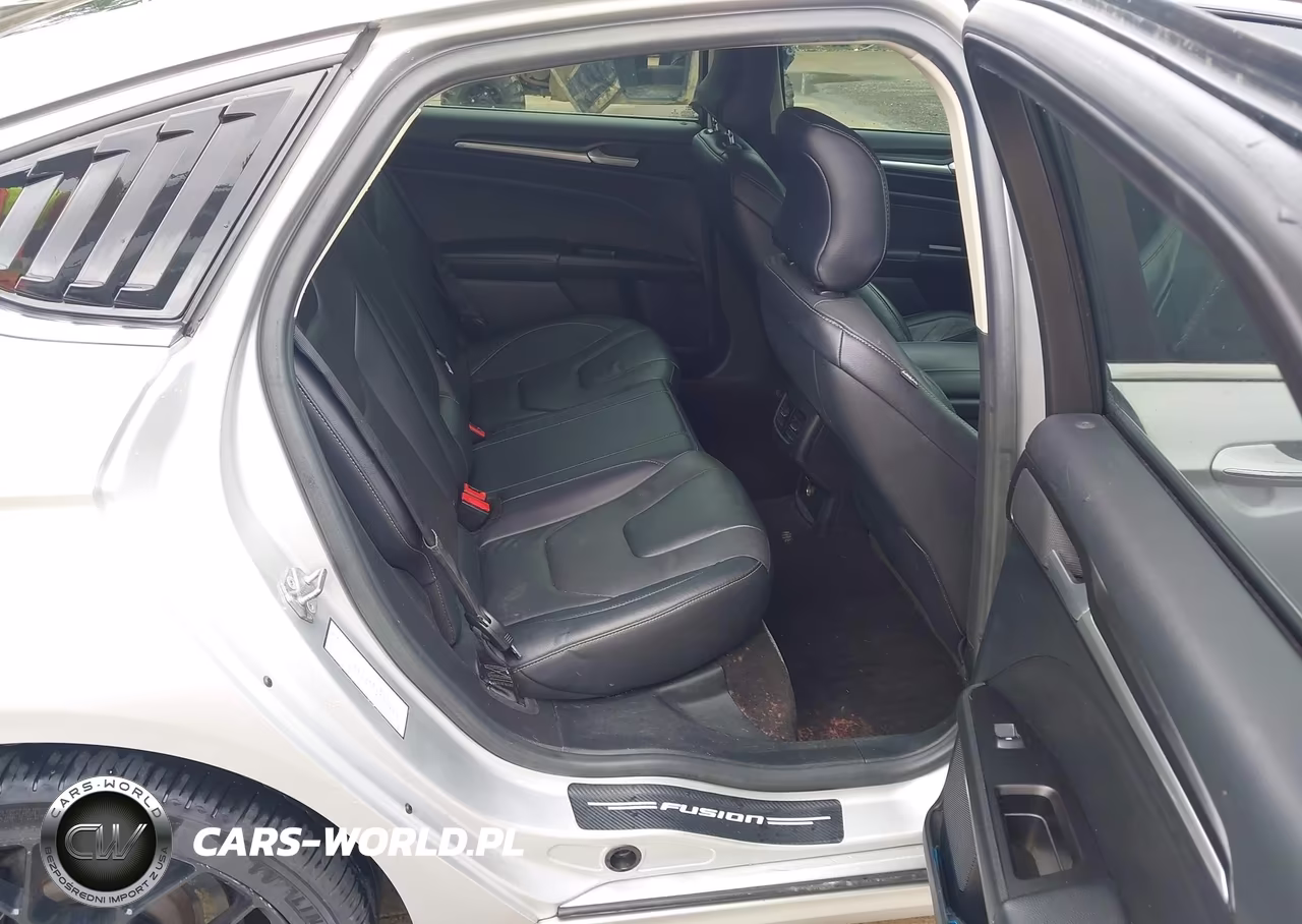 2019 Ford Fusion Titanium VIN:3FA6P0D94KR186617 - 8