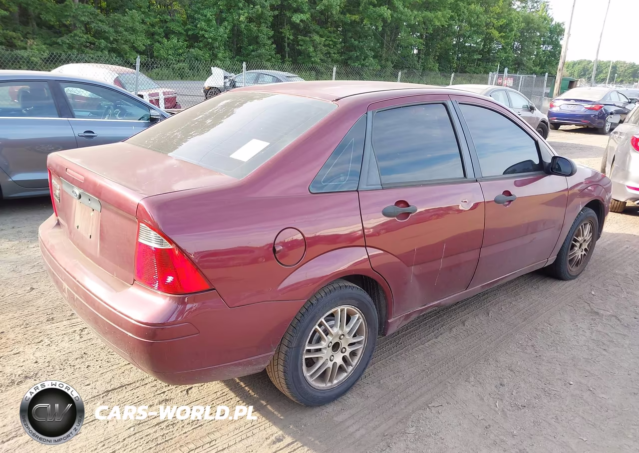 2007 Ford Focus S-Se-Ses VIN:1FAFP34N07W271845 - 4