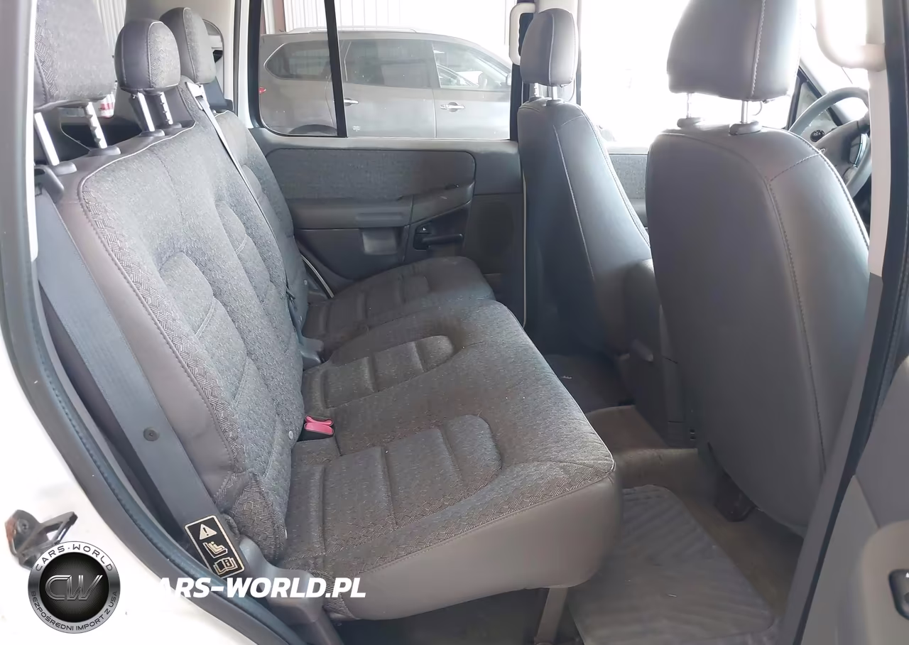 2003 Ford Explorer Xls VIN:1FMZU72K83UB16655 - 8