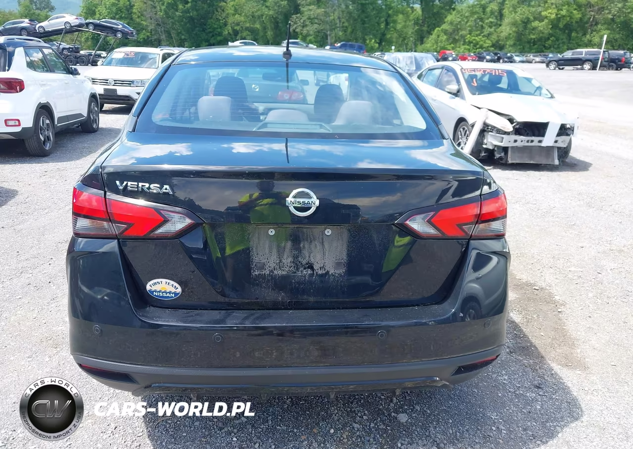 2021 Nissan Versa S 5-Speed Manual Transmission VIN:3N1CN8BV2ML896741 - 17