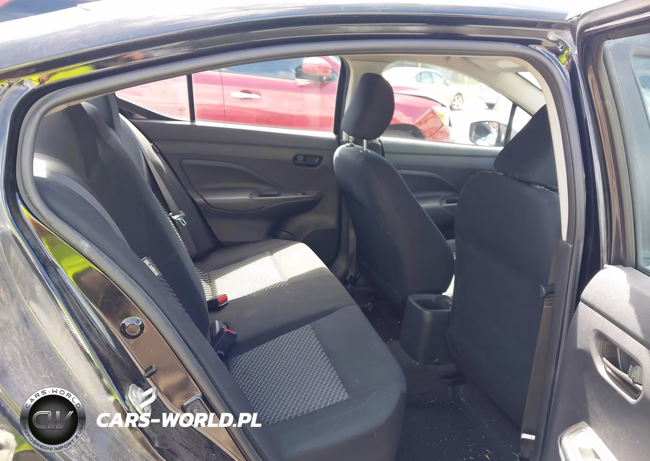 2021 Nissan Versa S 5-Speed Manual Transmission VIN:3N1CN8BV2ML896741 - 8