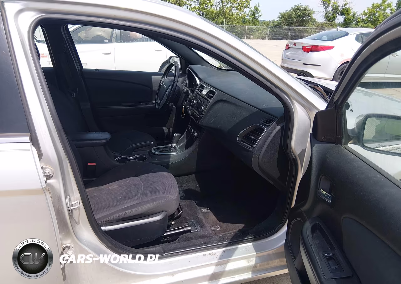 2012 Chrysler 200 Touring VIN:1C3CCBBB2CN330877 - 5