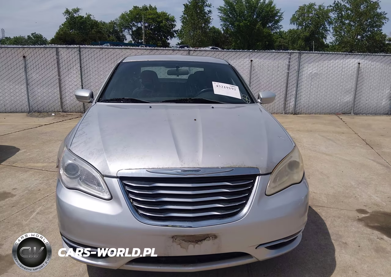 2012 Chrysler 200 Touring VIN:1C3CCBBB2CN330877 - 6