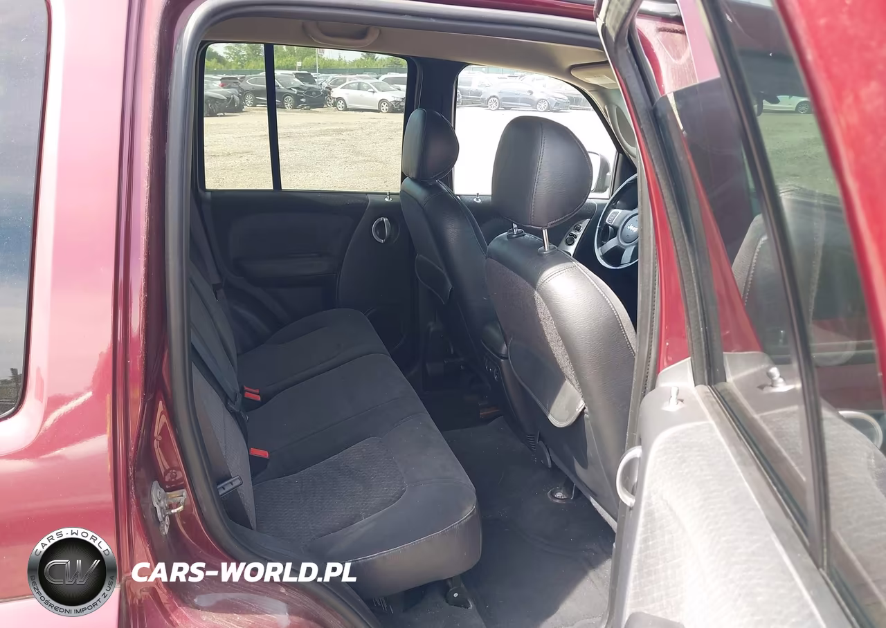 2002 Jeep Liberty Limited Edition VIN:1J4GL58K92W127798 - 8