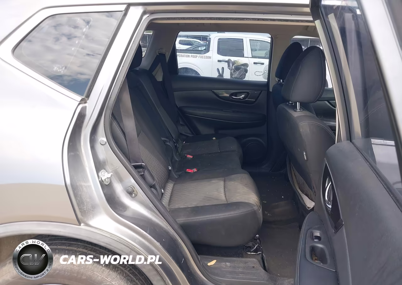 2018 Nissan Rogue S VIN:KNMAT2MV6JP506048 - 8