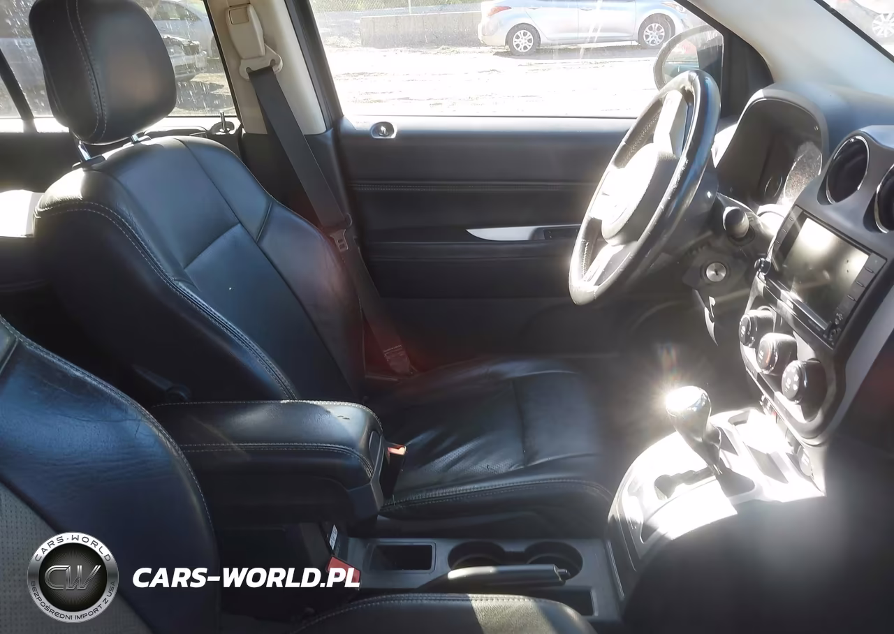 2015 Jeep Compass High Altitude Edition VIN:1C4NJCEA2FD138937 - 5