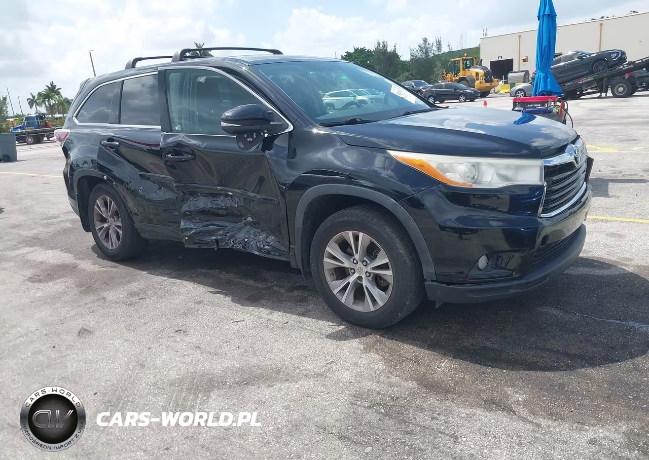2014 Toyota Highlander Le Plus V6