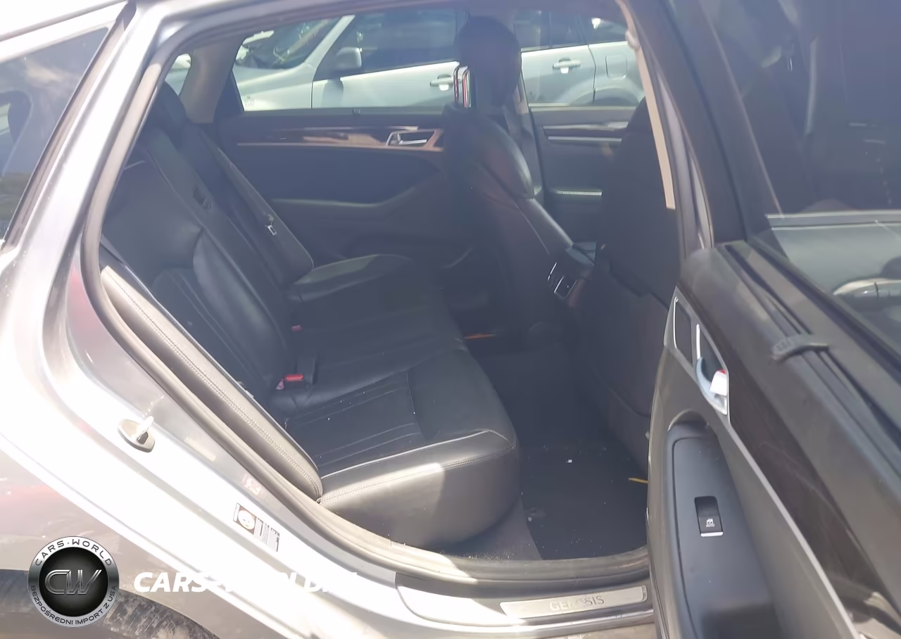 2016 Hyundai Genesis 3.8 VIN:KMHGN4JE9GU121254 - 8