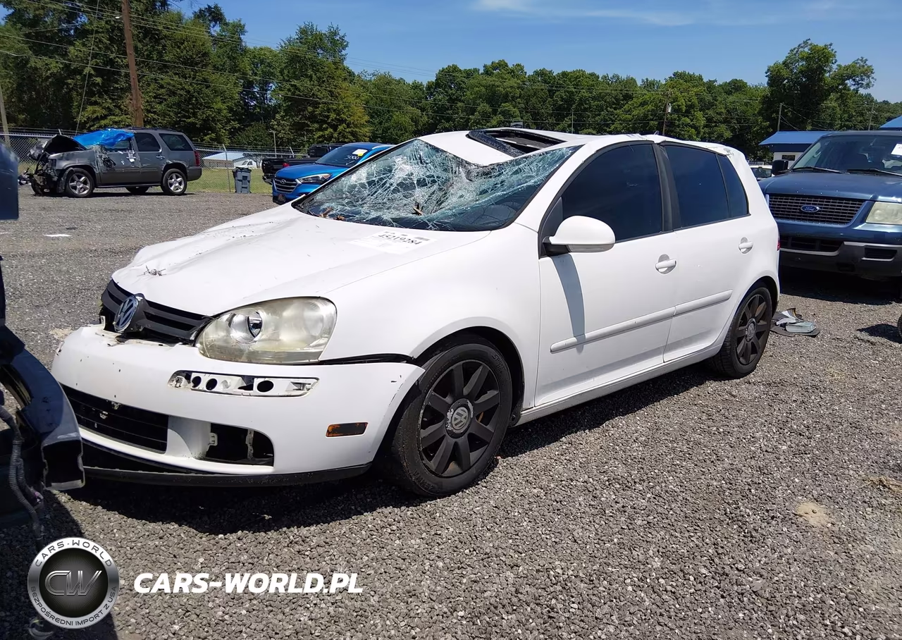 2007 Volkswagen Rabbit 4-Door VIN:WVWDR71K87W237245 - 2