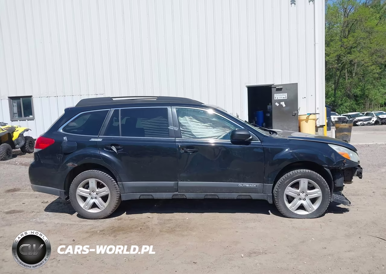 2014 Subaru Outback 2.5I Premium VIN:4S4BRBCCXE3254736 - 13