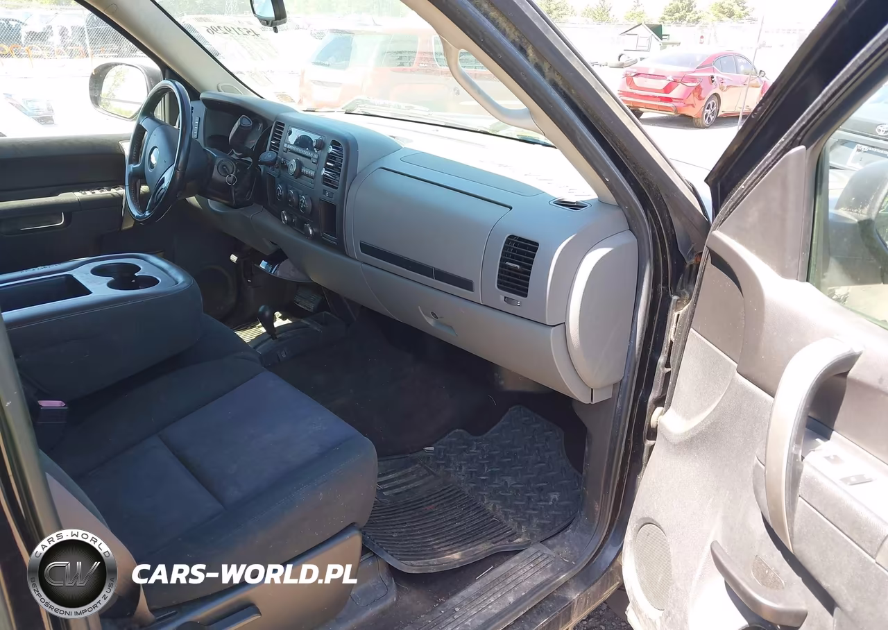 2011 Chevrolet Silverado 1500 Ls VIN:1GCRKREA5BZ223723 - 5